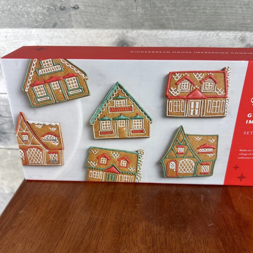 Sur La Table Gingerbread House Impression Cookie Cutters Set Of Three